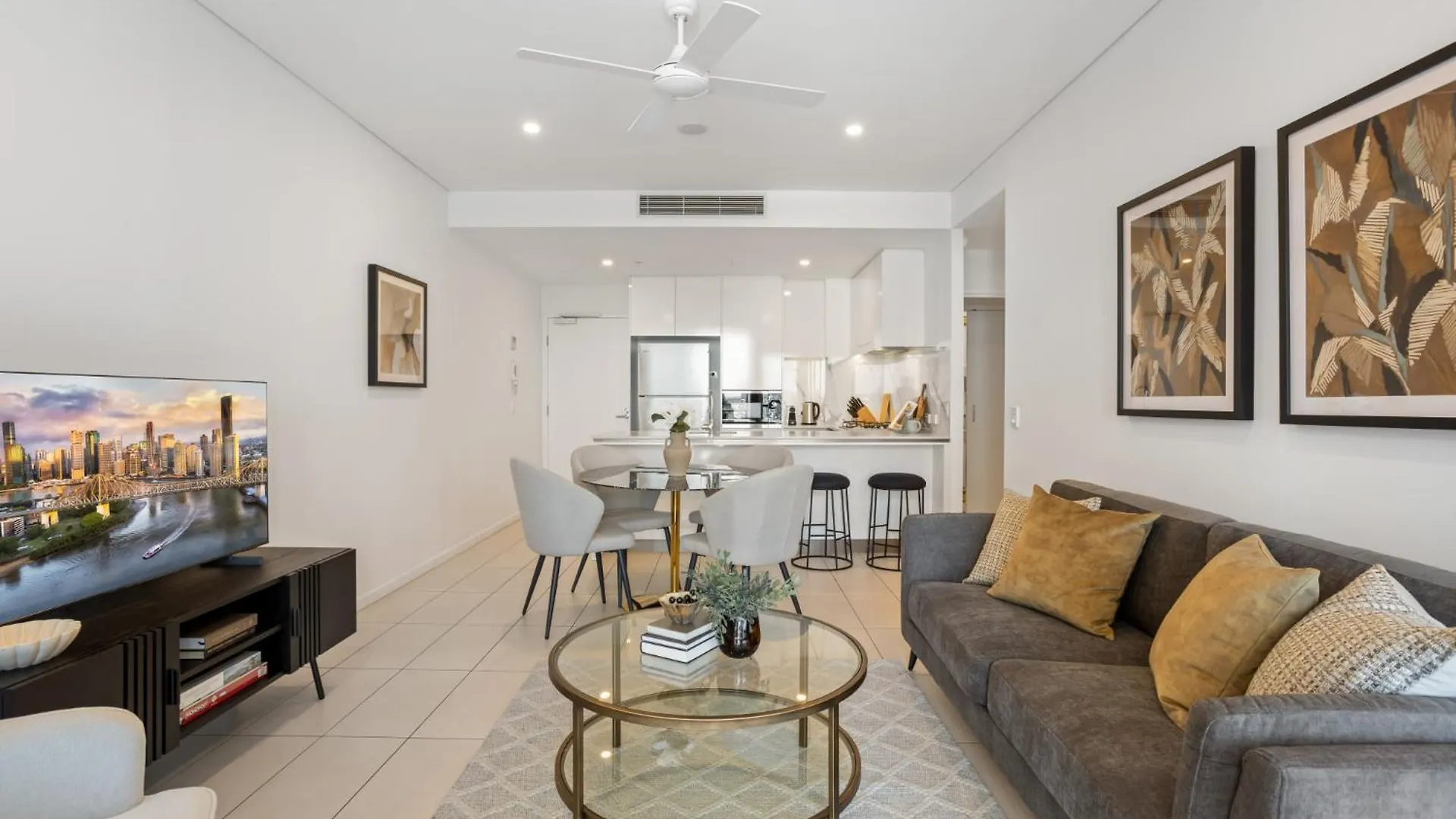Riverside 2-Bed By Brisbane'S Landmarks With Pool Australia